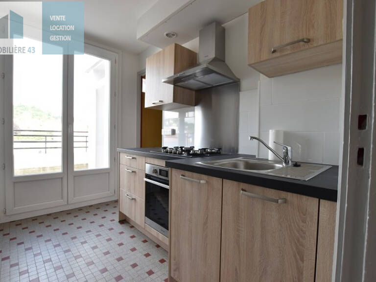APPARTEMENT F3 + TERRASSE LE PUY EN VELAY - 3 pièce(s) - 71.18 m2 — photo 1