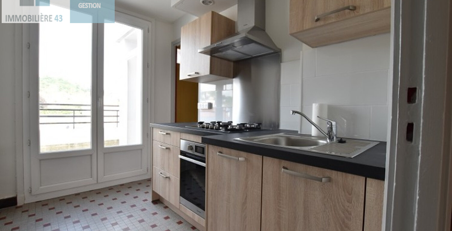 APPARTEMENT F3 + TERRASSE LE PUY EN VELAY - 3 pièce(s) - 71.18 m2 — photo 1