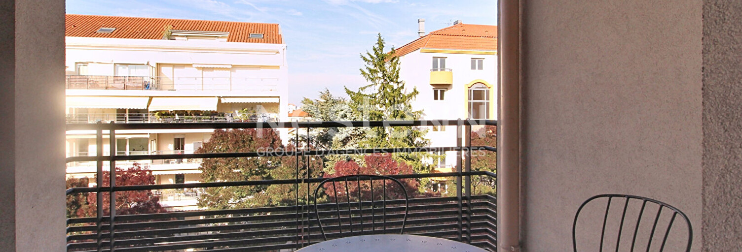 Appartement 2 Pièces 43 m² à vendre à Bron (69500)