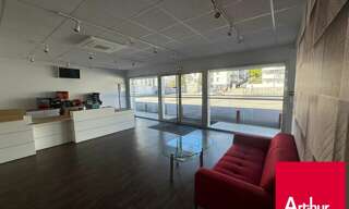 Bureau  280 m² à louer à Anglet (64600)