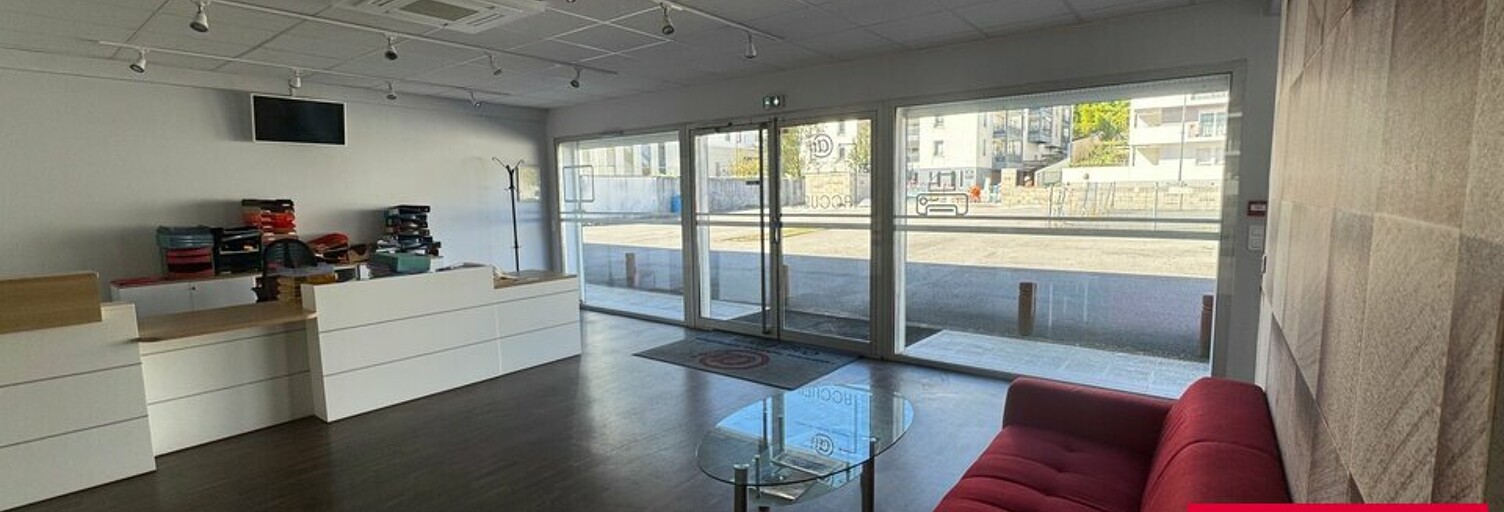 Bureau  280 m² à louer à Anglet (64600)