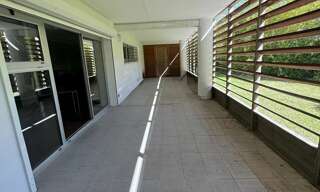 Bureau  280 m² à louer à Anglet (64600)