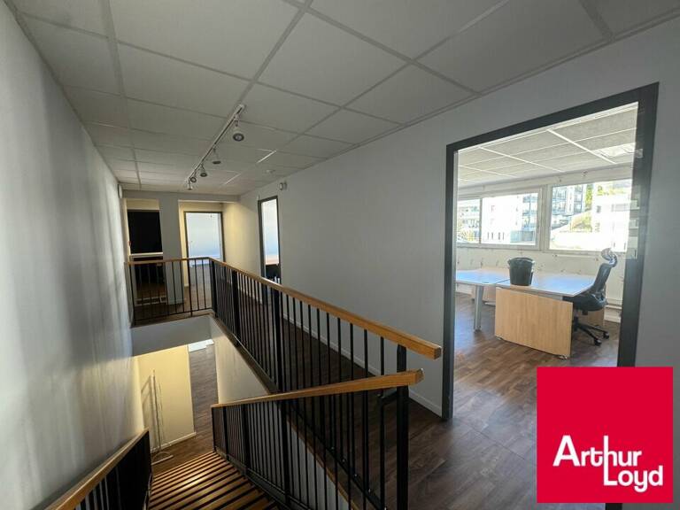 LOCAL COMMERCIAL à LOUER — photo 1