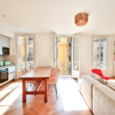 Appartement 3 pièces 672000 €