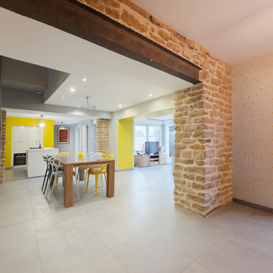 Maison 7 pièces 318000 €