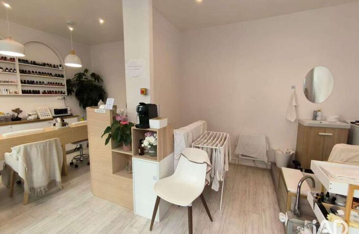 Vente Local d'activités 34 m&sup2; — photo 2