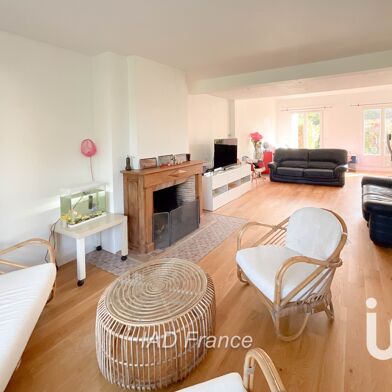 Maison 8 pièces 649000 €