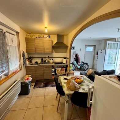 Appartement 3 pièces 145000 €