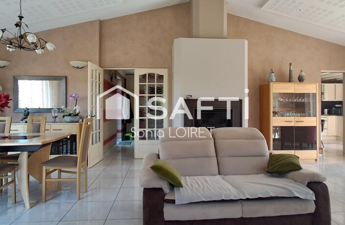 Maison familiale avec piscine et sous-sol — photo 3