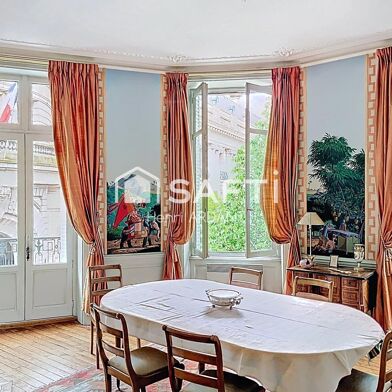 Appartement 6 pièces 366000 €