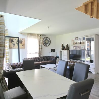 Appartement 4 pièces 327000 €