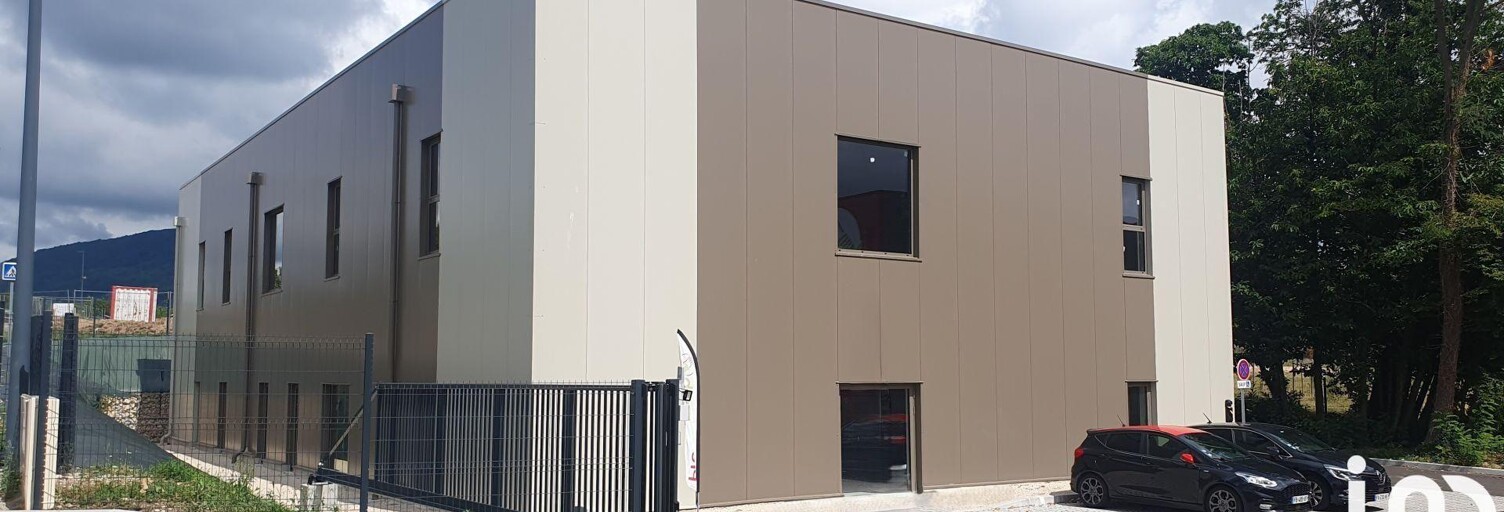 Commerce  500 m² à louer à Voiron (38500)