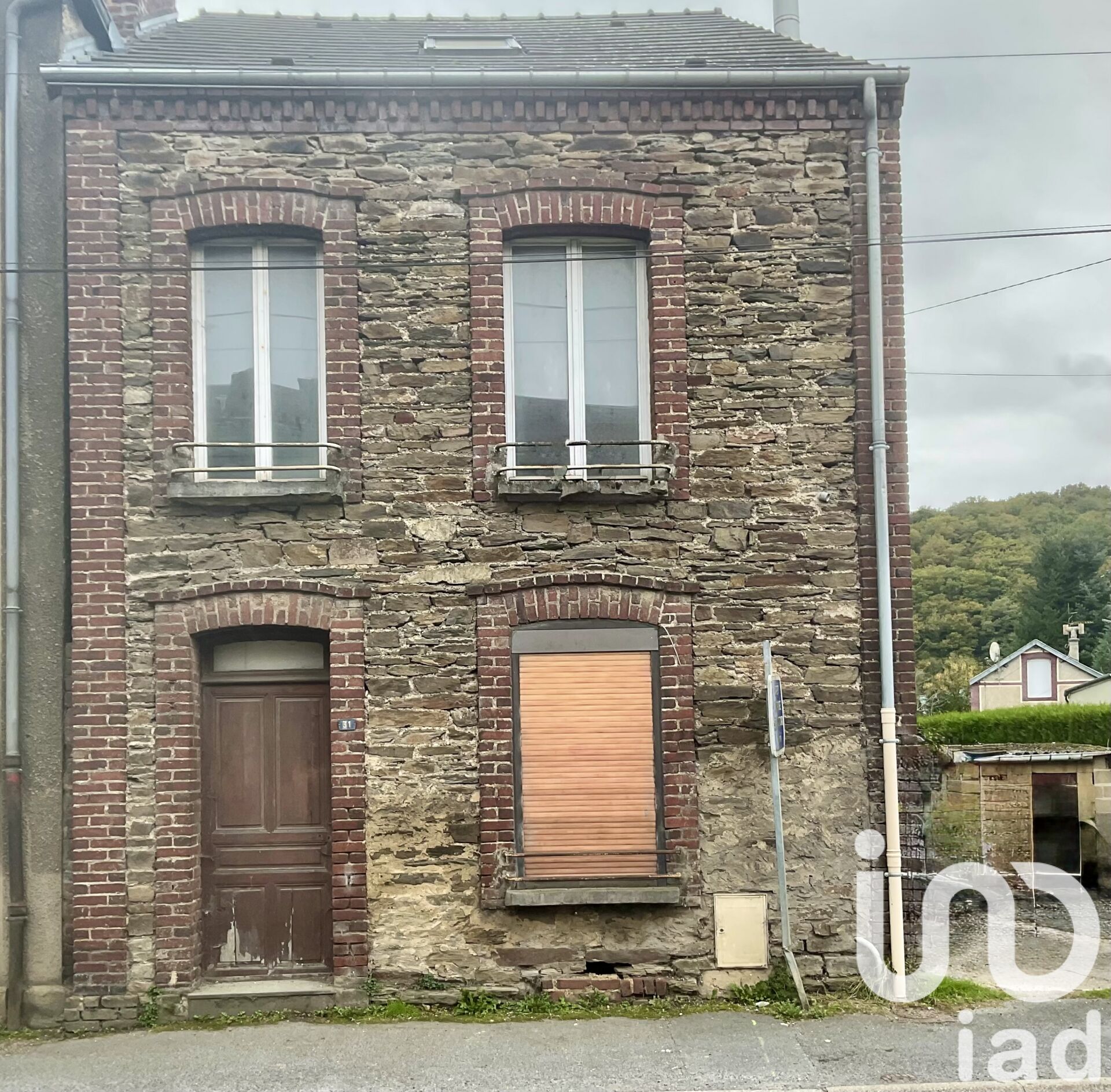 Bogny-Sur-Meuse - 80m² - 3p. - 2ch.