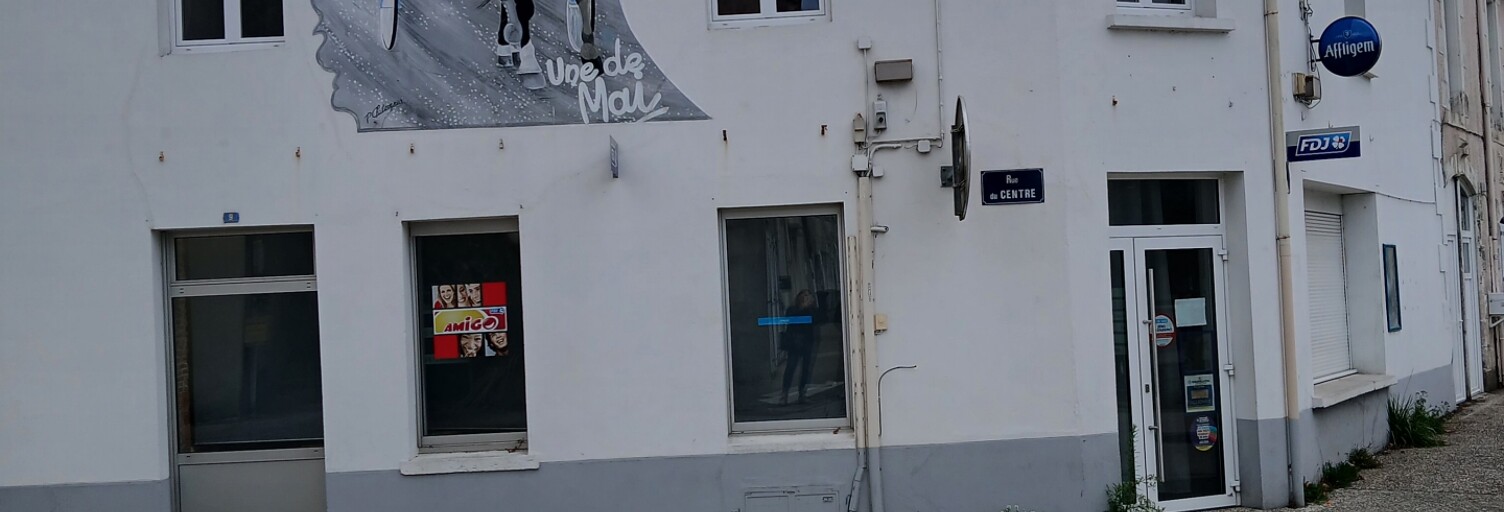 Immeuble  217 m² à vendre à Bournezeau (85480)