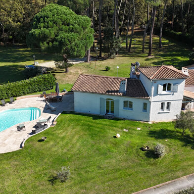 Maison 6 pièces 493500 €