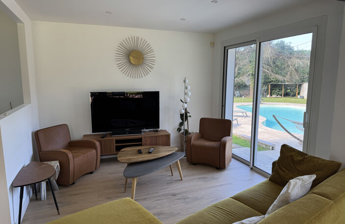 Villa contemporaine avec Piscine — photo 5