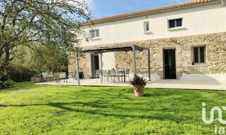 Divers 9 Pièces 275 m² à vendre à Grosbreuil (85440)