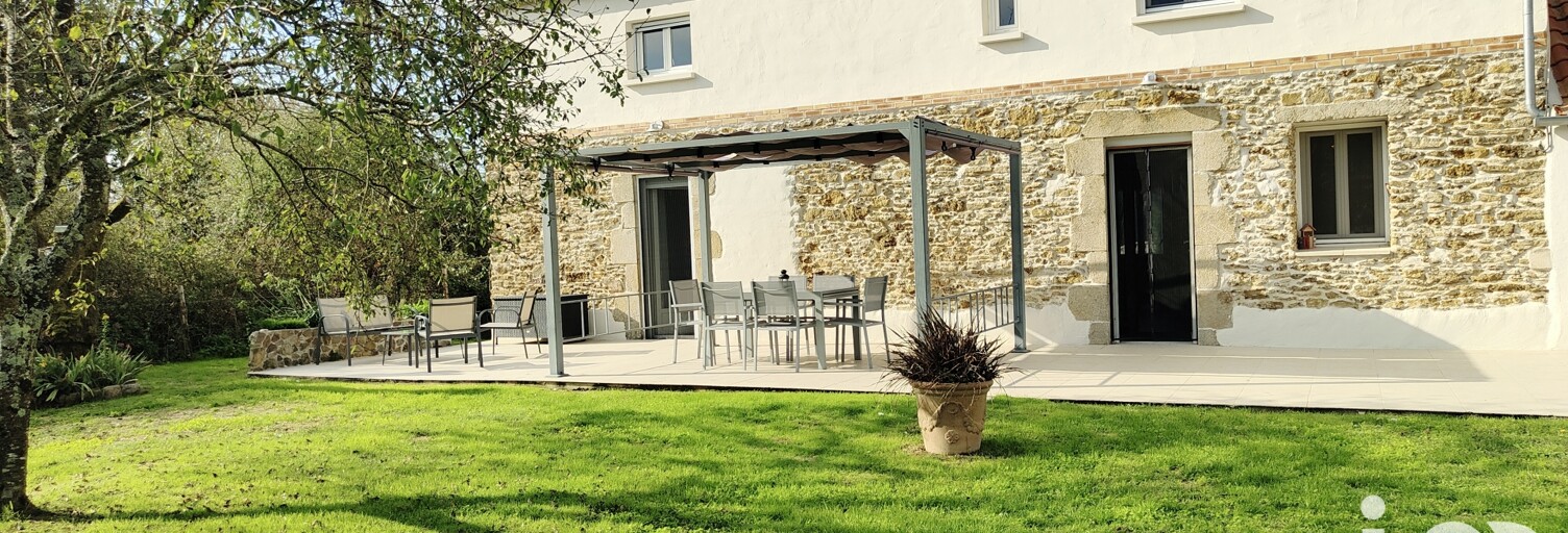 Divers 9 Pièces 275 m² à vendre à Grosbreuil (85440)