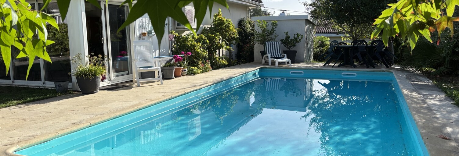 Maison 8 Pièces 140 m² à vendre à Pompignac (33370)