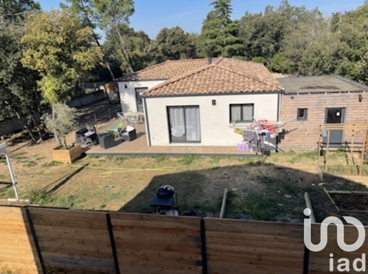 St-Quentin-La-Poterie - 112m² - 4p.