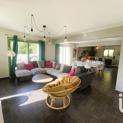 Maison 7 pièces 399900 €