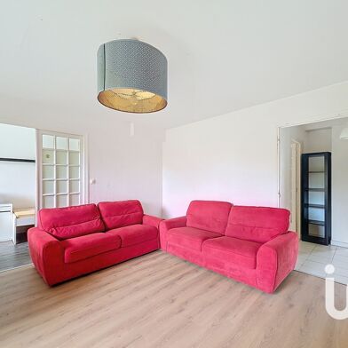 Appartement 4 pièces 1100 €