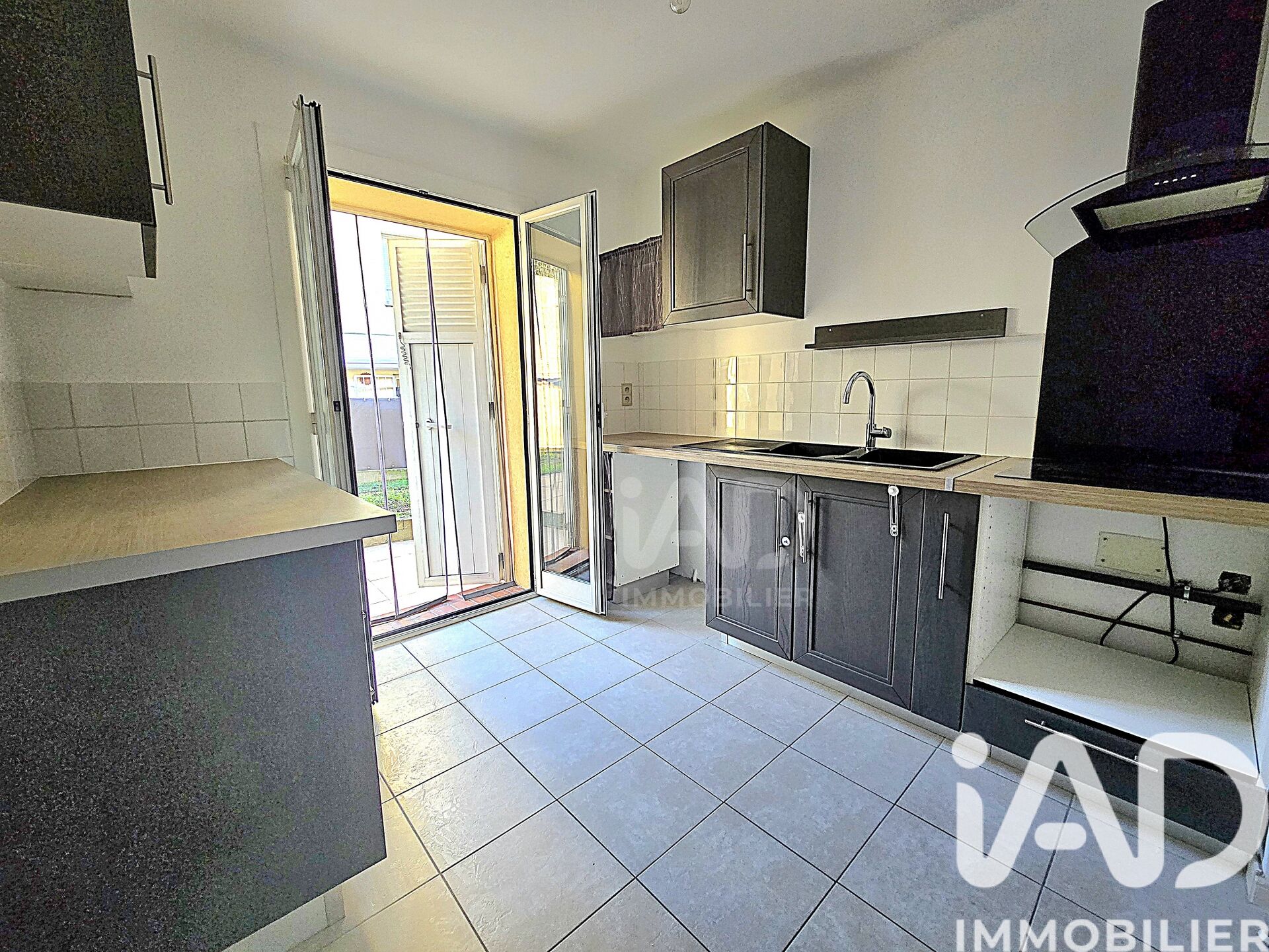 Vente Appartement 3 pièces - Photo 2