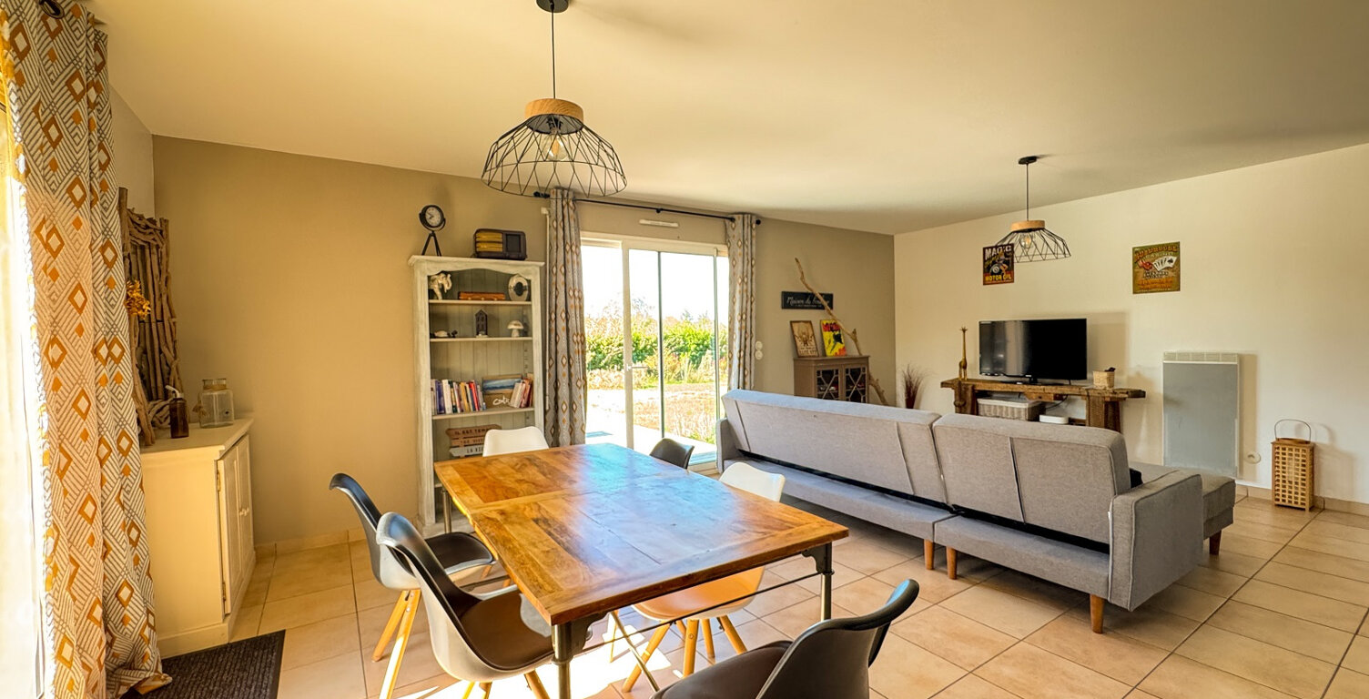 Maison 3 chambres avec grand jardin   cadre calme proche lac — photo 1