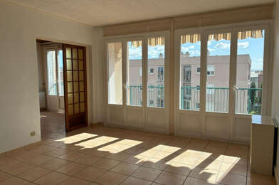 Appartement 4 pièces 673 €