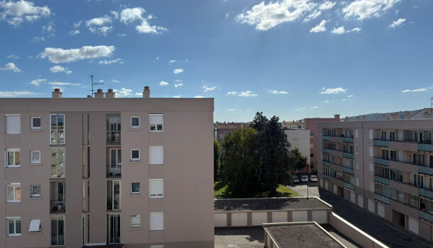 Appartement 4 pièces  à louer Guilherand-Granges 07500