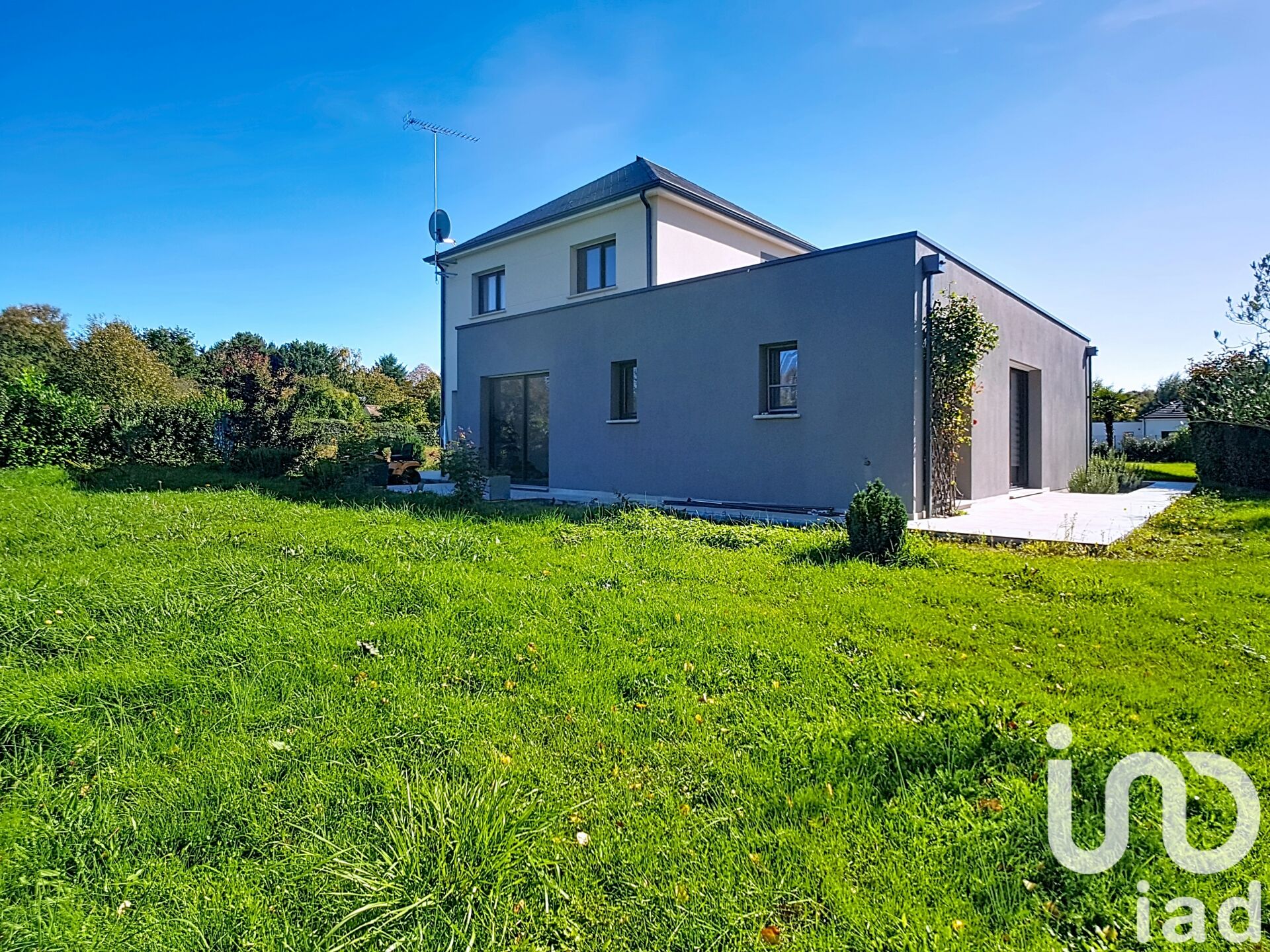 Vente Maison/villa 8 pièces - Photo 2