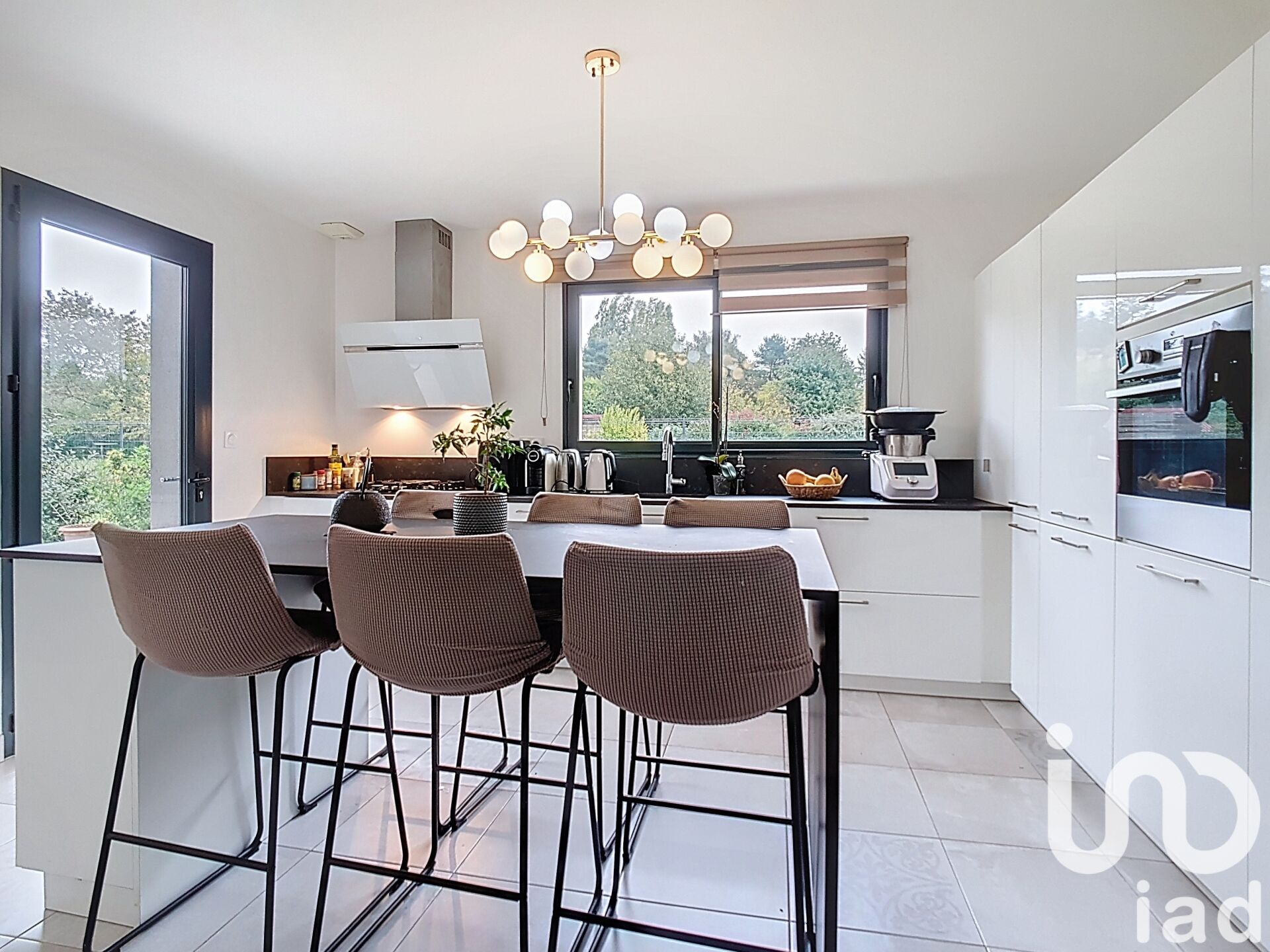 Vente Maison/villa 8 pièces - Photo 3