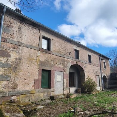 Maison 12 pièces 157000 €