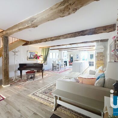 Maison 11 pièces 580000 €