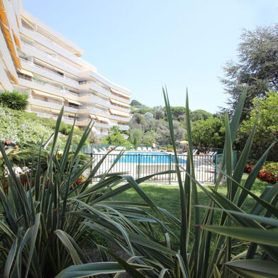 Appartement 1 pièces 164000 €