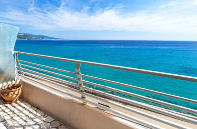 3 PIÈCES FRONT DE MER MENTON LIMITROPHE CARNOLES, TERRASSE, — photo du bien