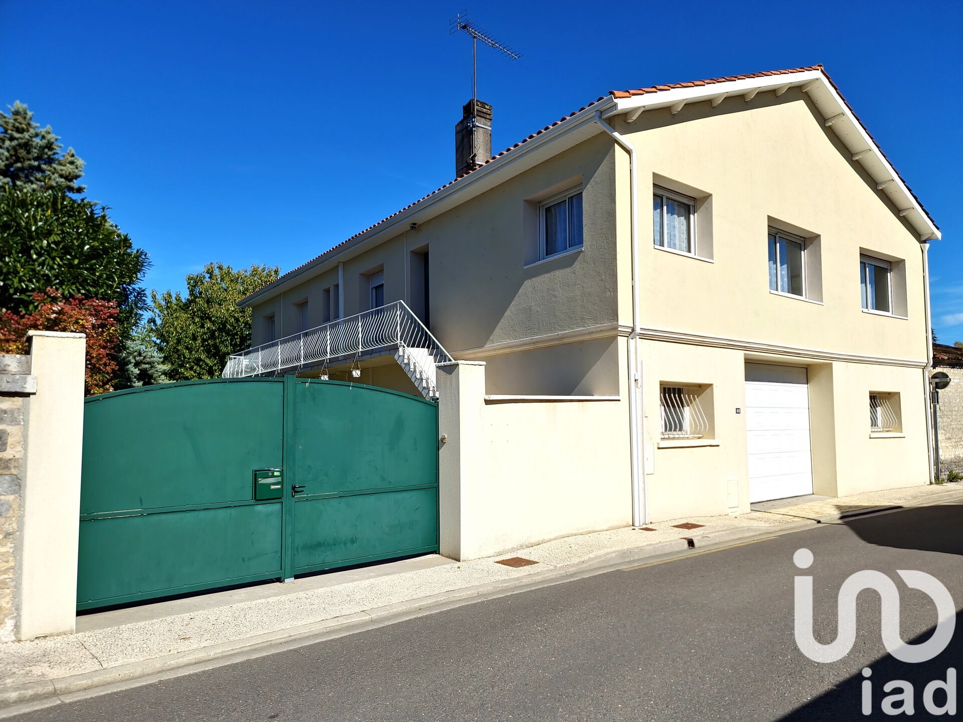 Jarnac - 184m² - 8p. - 6ch.