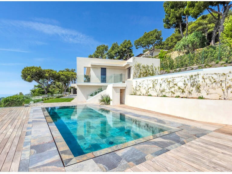 VILLA DE LUXE — photo 1