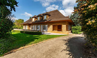 Maison 8 Pièces 300 m² à vendre à Lurcy (01090)