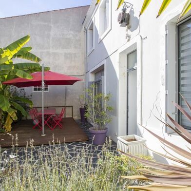 Appartement 5 pièces 410670 €