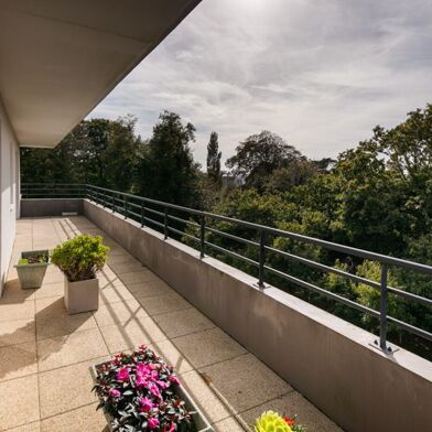 Appartement 4 pièces 369600 €