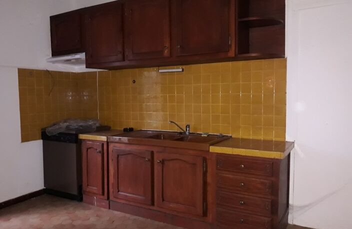 Vente maison 8 pièces 181 m² Capdenac (46100) — photo 2