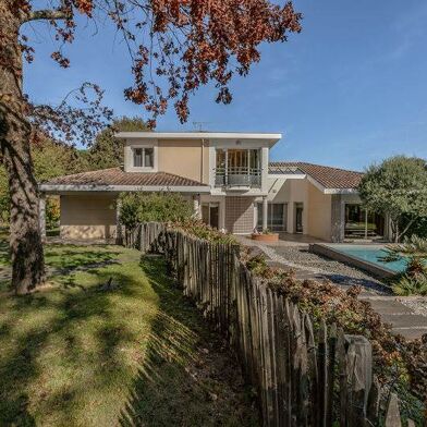 Maison 8 pièces 1150000 €