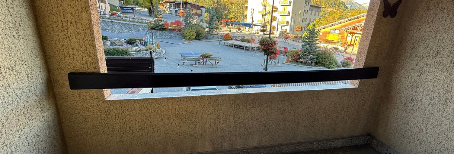 Appartement 1 Pièce 18 m² à vendre à Enchastrayes (04400)