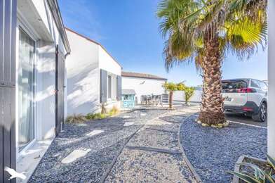 Maison 8 pièces 384345 €