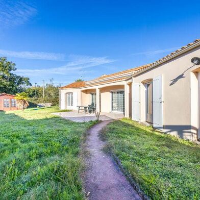 Maison 6 pièces 272896 €