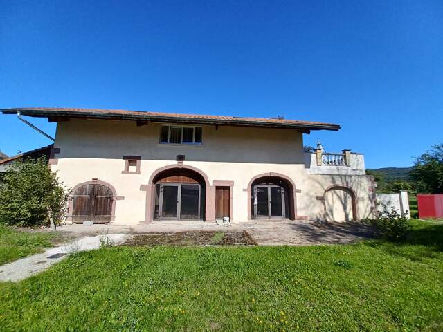 Propriété de 321 m² habitables, 6 chambres, piscine, sur plus de 5700 m² de terrain secteur MILLE ETANGS — photo du bien