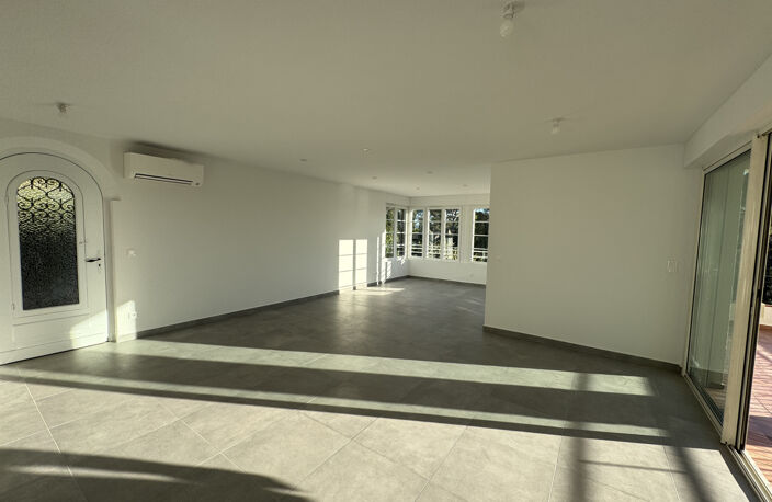 APPARTEMENT DE 122m2 entièrement renové — photo 2