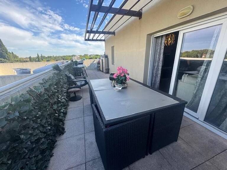 À vendre – Appartement T3 lumineux avec terrasse et vue panoramique dernier étage – Montpellier — photo 1