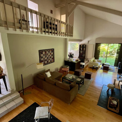 Maison 9 pièces 372000 €